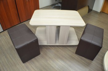 Журнальный стол с пуфиками (миссия) в Болотное - mebel154.com